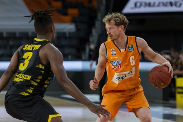 偏好高压逼 偏好高压逼